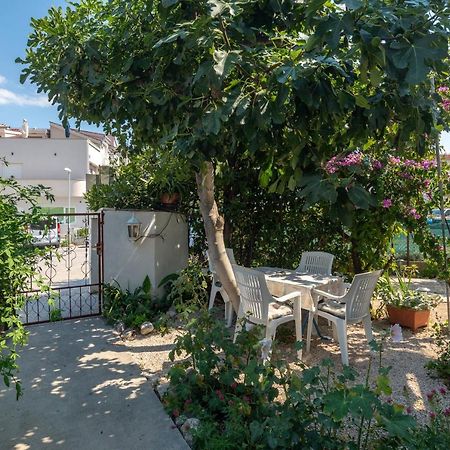 Apartments Near Beach Babic Спліт Екстер'єр фото
